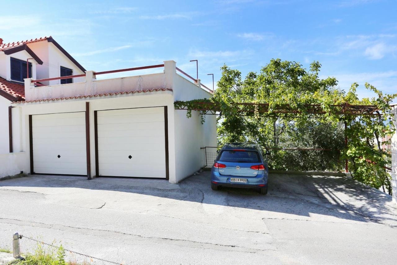 Apartments By The Sea Pisak, Omis - 1014 Екстериор снимка