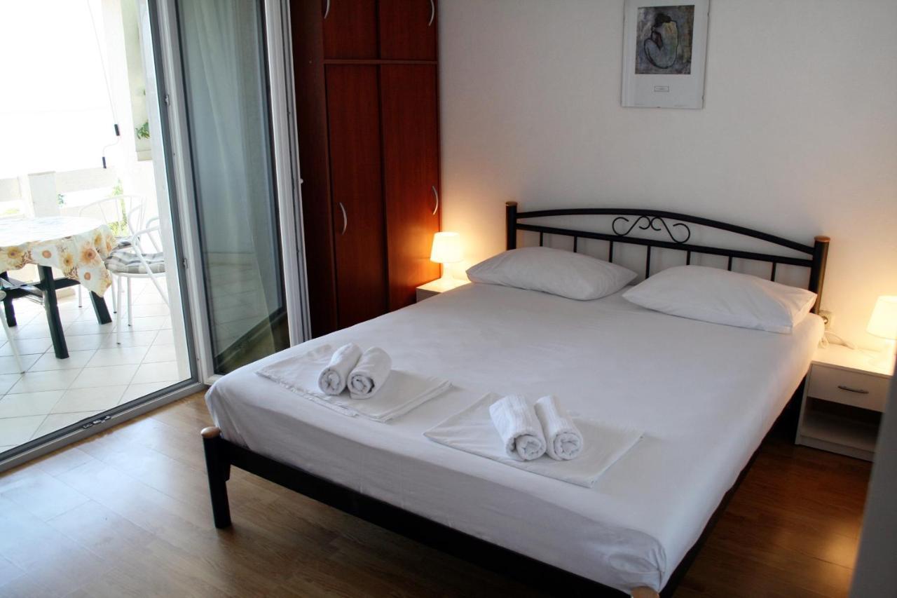 Apartments By The Sea Pisak, Omis - 1014 Екстериор снимка