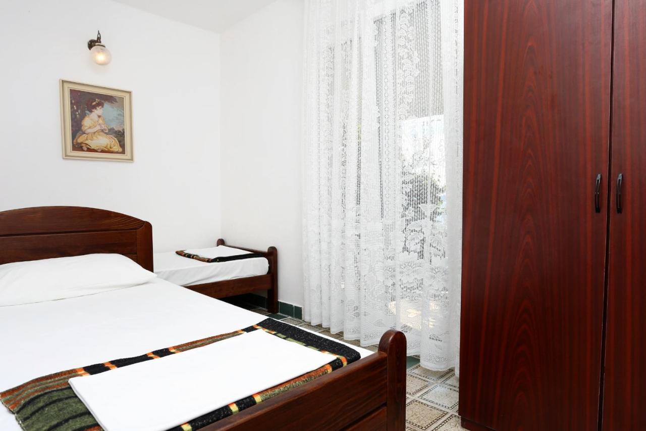 Apartments By The Sea Pisak, Omis - 1014 Екстериор снимка