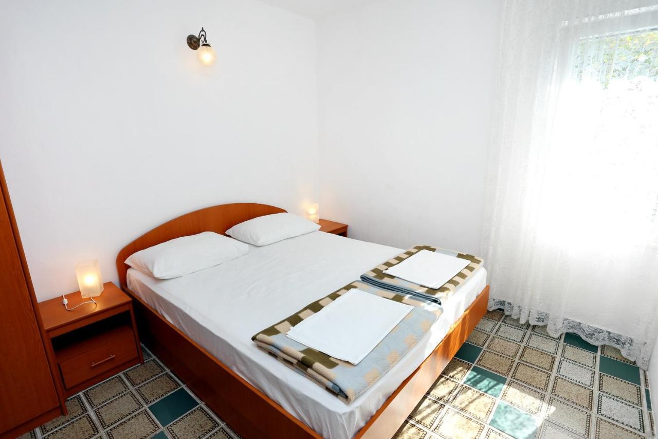 Apartments By The Sea Pisak, Omis - 1014 Екстериор снимка